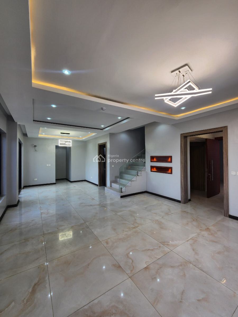Lovely 4 Bedroom Maisonette with Pool, Gym, Elevator, Lekki Phase 1, Lekki, Lagos, Flat / Apartment for Sale