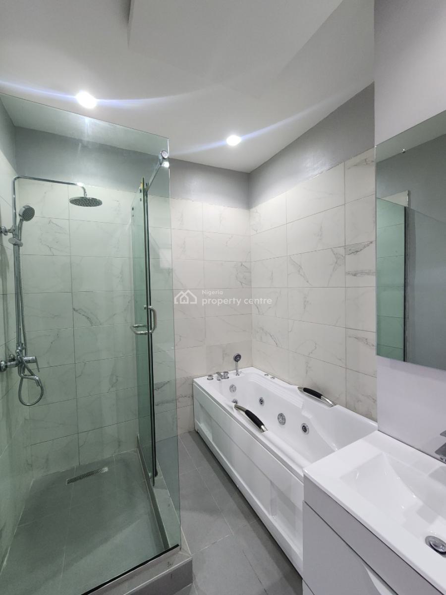 Lovely 4 Bedroom Maisonette with Pool, Gym, Elevator, Lekki Phase 1, Lekki, Lagos, Flat / Apartment for Sale
