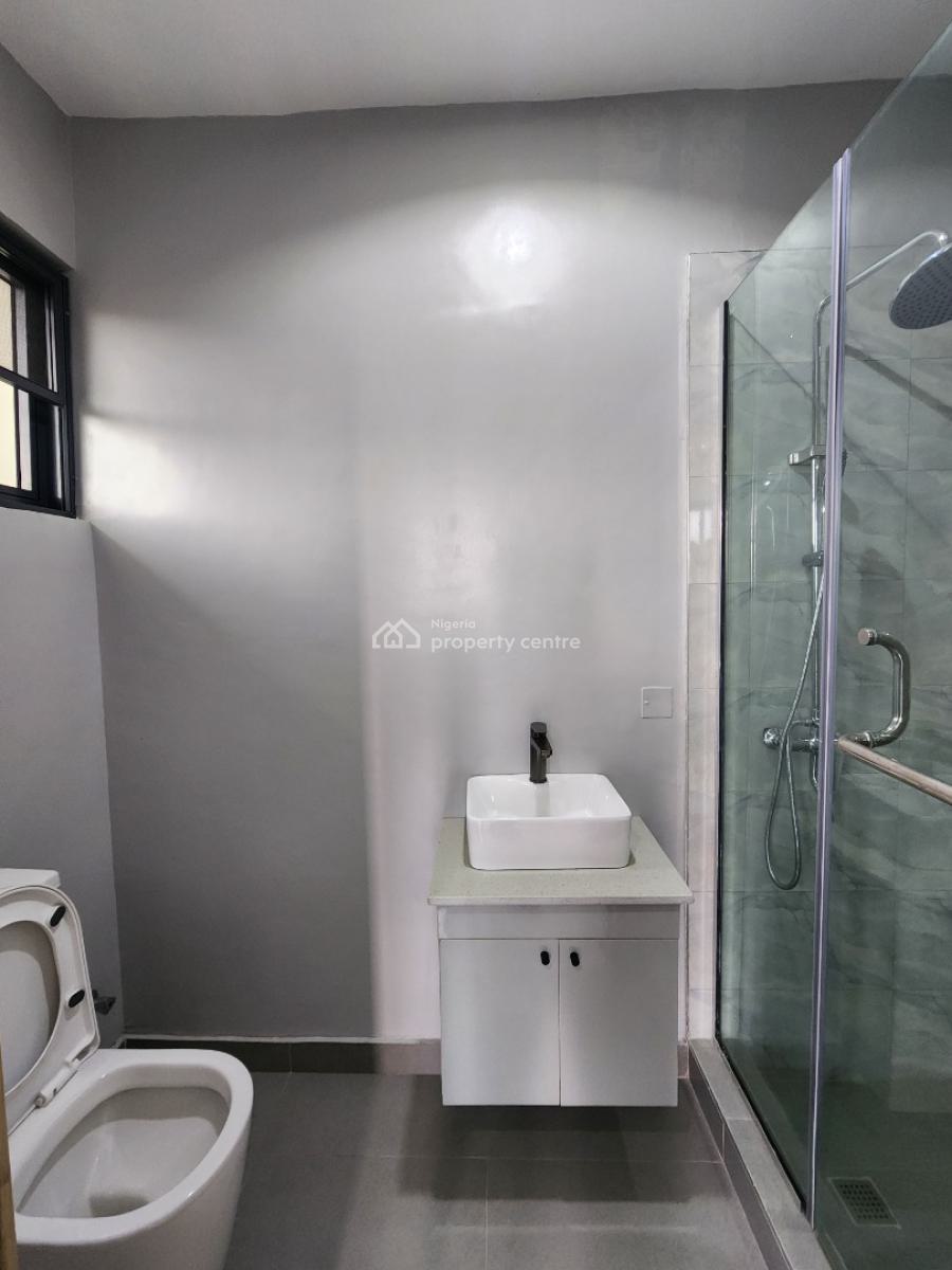 Lovely 4 Bedroom Maisonette with Pool, Gym, Elevator, Lekki Phase 1, Lekki, Lagos, Flat / Apartment for Sale