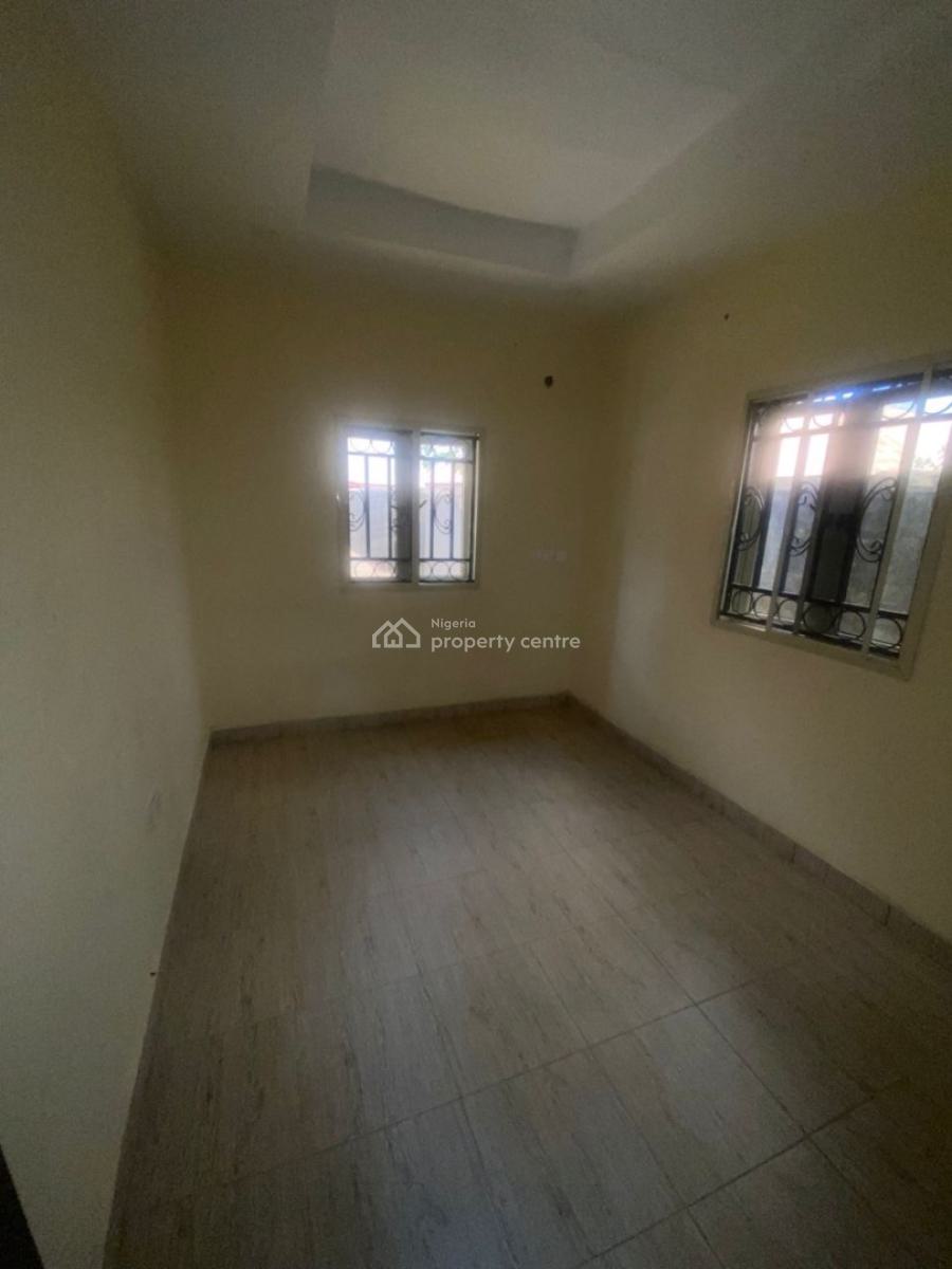 Excellent Spacious 1 Bedroom Apartment, Lugbe District, Abuja, Flat / Apartment for Rent