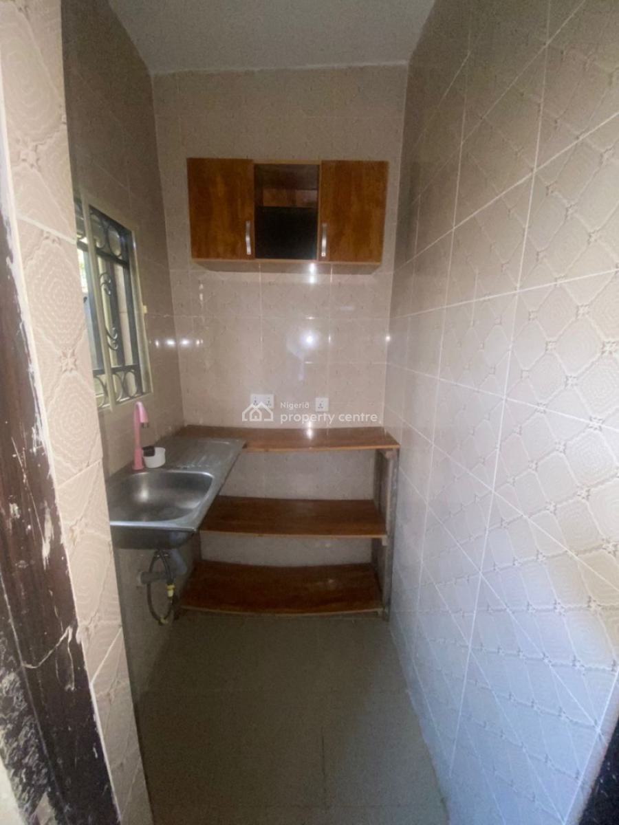 Excellent Spacious 1 Bedroom Apartment, Lugbe District, Abuja, Flat / Apartment for Rent