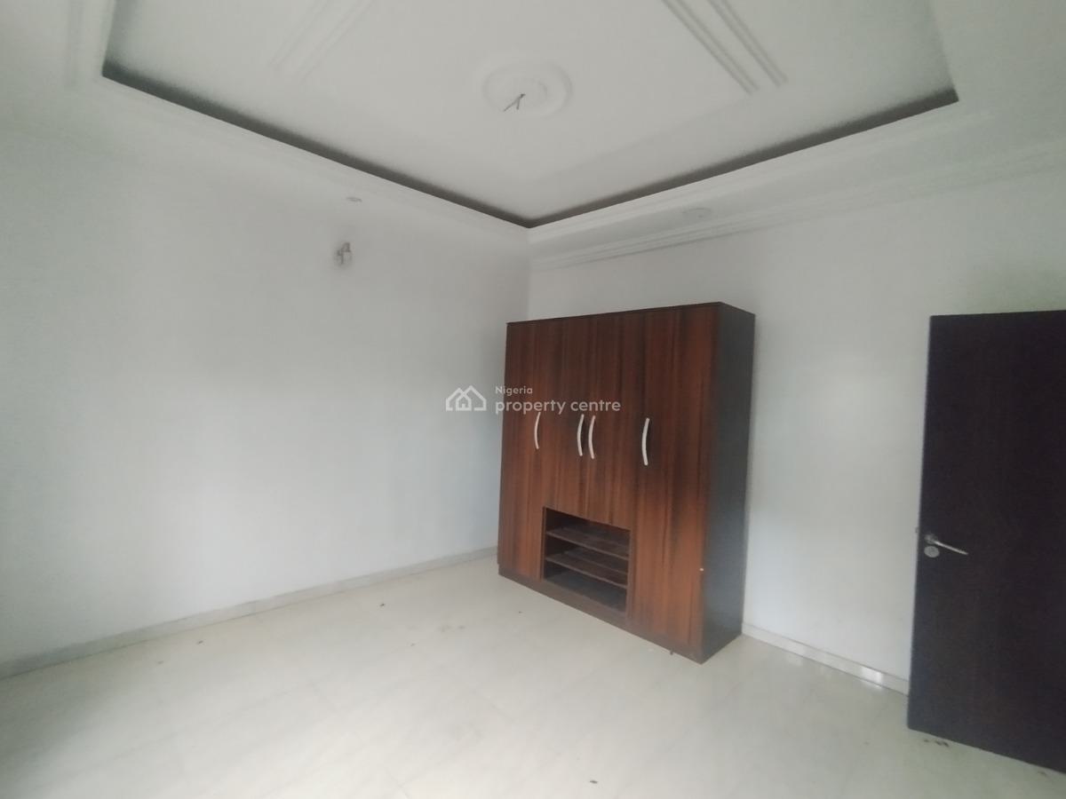 Lovely 2 Bedrooms Flat, Ebute, Ikorodu, Lagos, Flat / Apartment for Rent