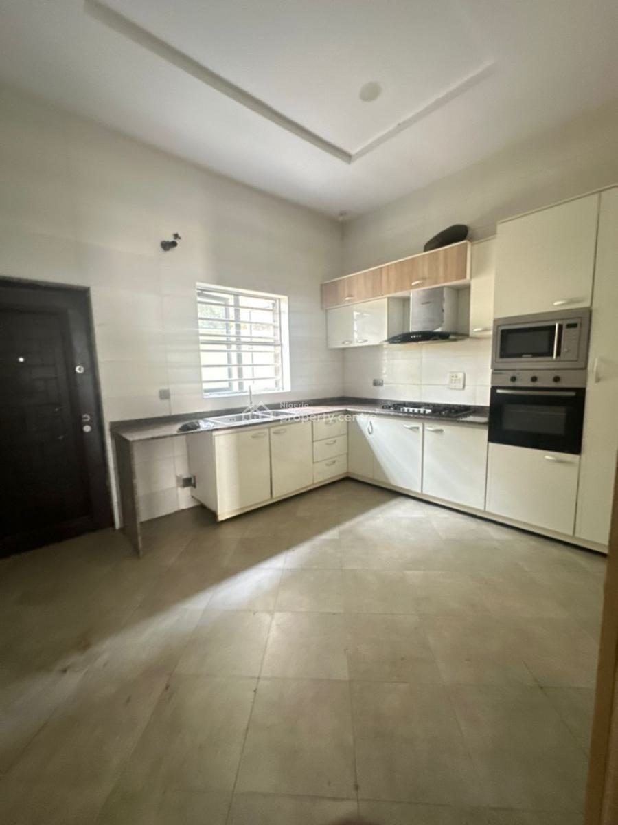 4 Bedrooms Terraced Duplex, Very Spacious and Nice, Orchid Road, Lekki, Lagos, Terraced Duplex for Rent