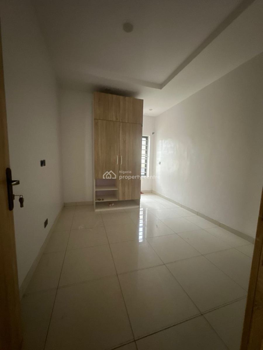 4 Bedrooms Terraced Duplex, Very Spacious and Nice, Orchid Road, Lekki, Lagos, Terraced Duplex for Rent