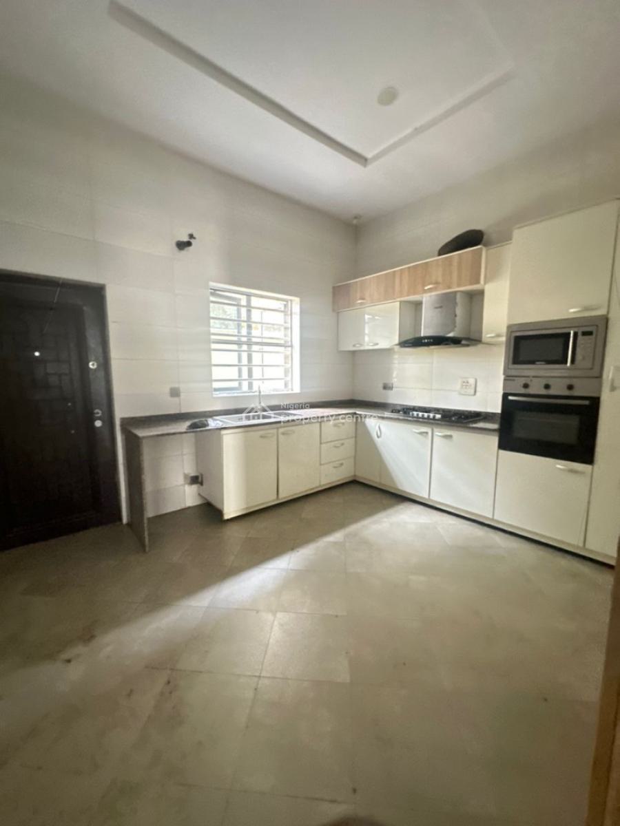 4 Bedrooms Terraced Duplex, Very Spacious and Nice, Orchid Road, Lekki, Lagos, Terraced Duplex for Rent