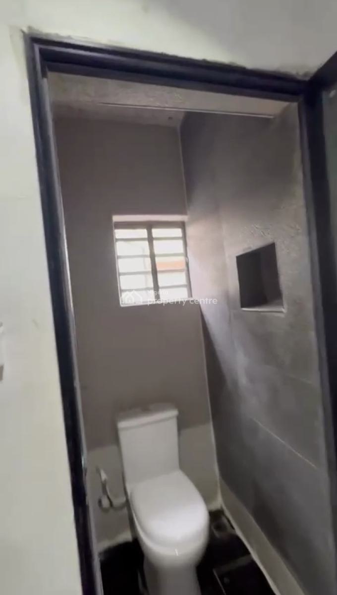 Lovely 1bedroom Flat with 2toilet 1bath, Off Morroco Road, Yaba, Lagos, Mini Flat (room and Parlour) for Rent