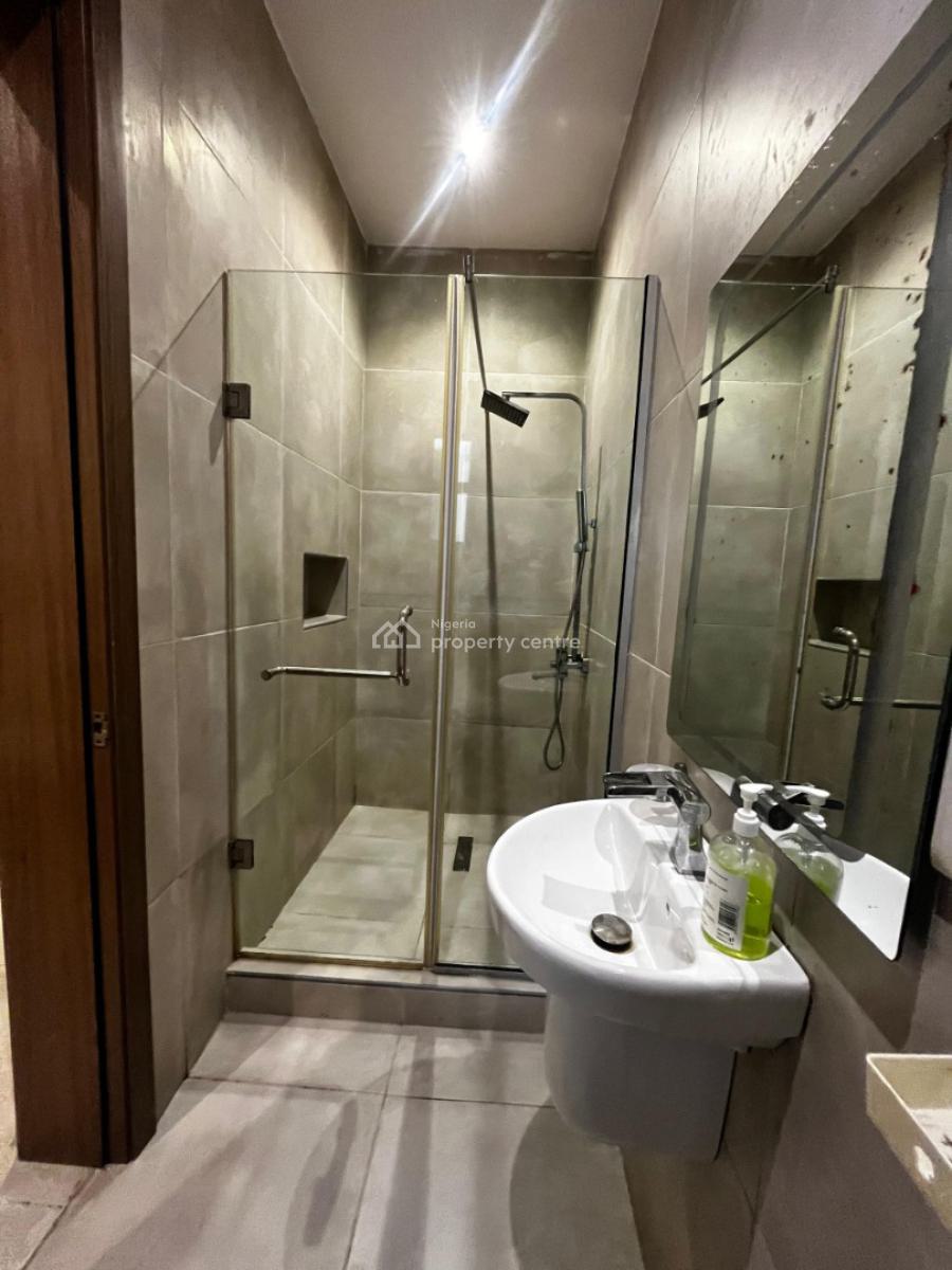 a 2 Bedroom Apartment, Lekki Phase 1, Lekki, Lagos, Flat / Apartment for Rent