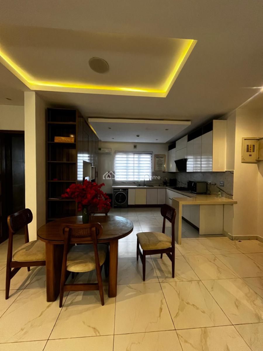 a 2 Bedroom Apartment, Lekki Phase 1, Lekki, Lagos, Flat / Apartment for Rent