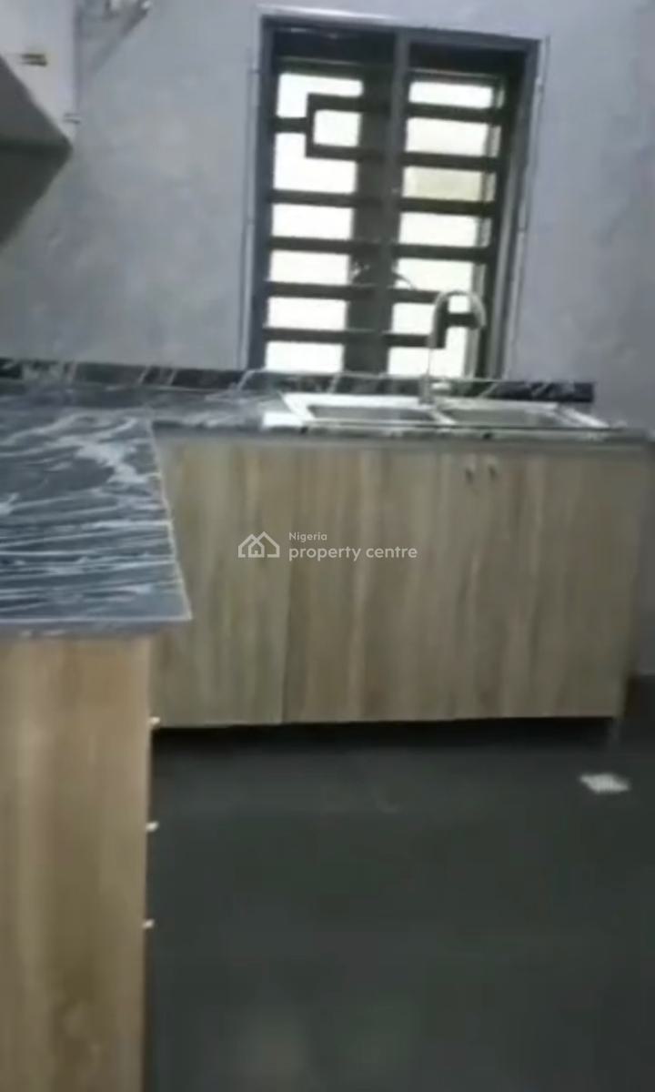 Spacious 3 Bedrooms En-suite Flat, Tarred Road, Secured Estate, Gaduwa, Abuja, House for Rent