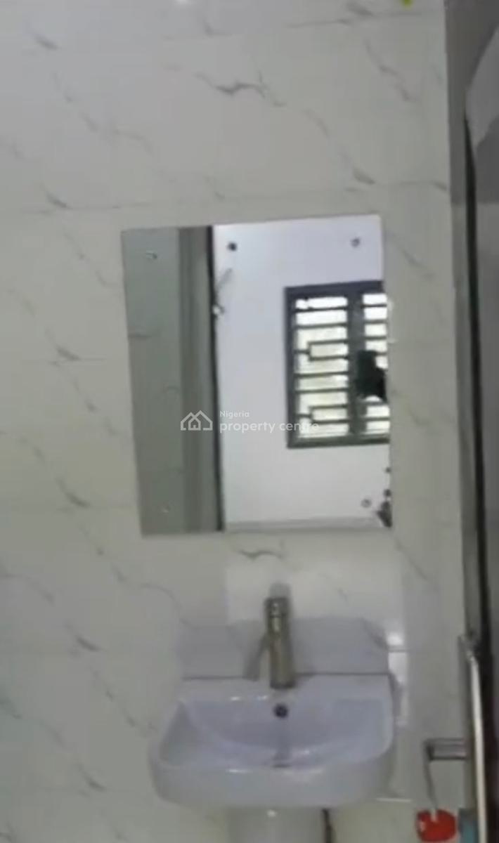 Spacious 3 Bedrooms En-suite Flat, Tarred Road, Secured Estate, Gaduwa, Abuja, House for Rent