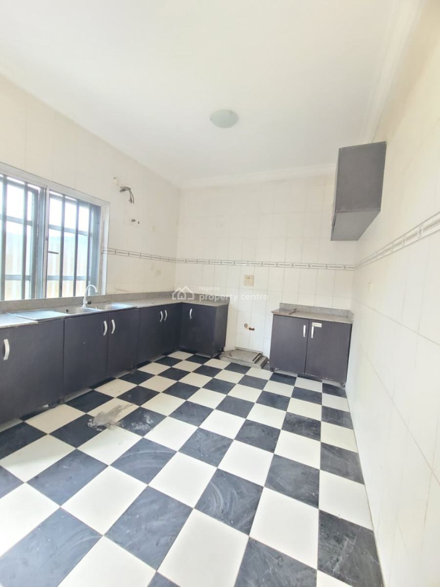 Standard and Spacious 5 Bedrooms Terraced Duplex, Mobil Road, Ajah, Lagos, Terraced Duplex for Rent
