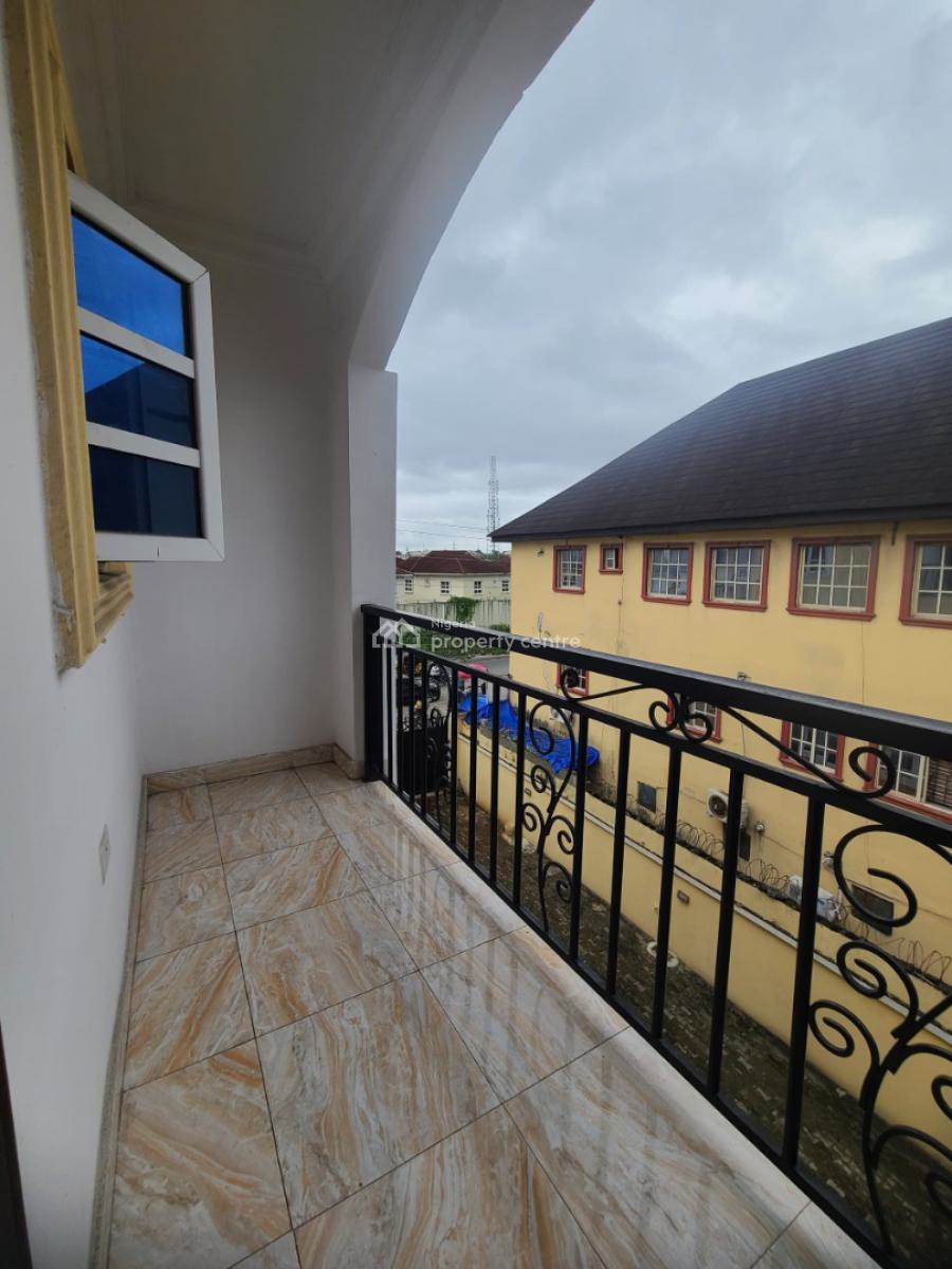 Standard and Spacious 5 Bedrooms Terraced Duplex, Mobil Road, Ajah, Lagos, Terraced Duplex for Rent