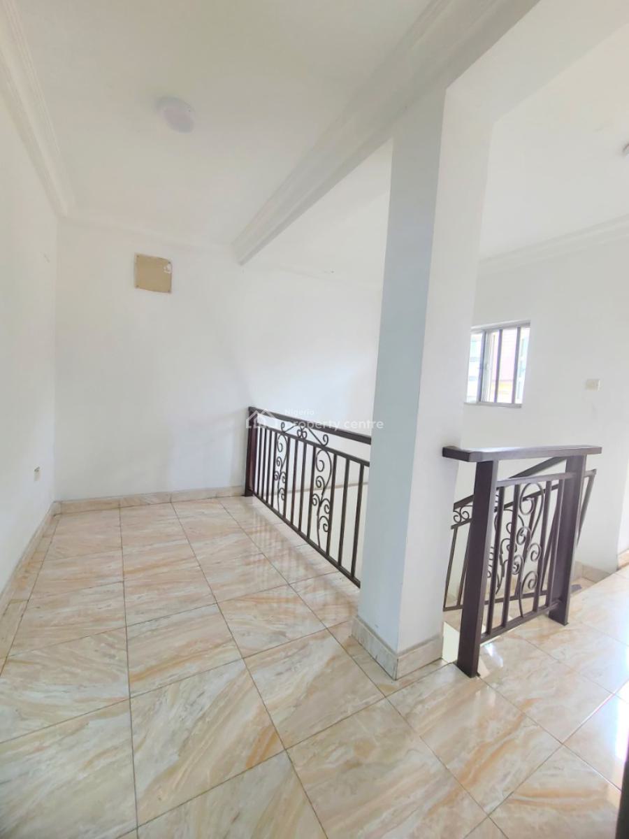 Standard and Spacious 5 Bedrooms Terraced Duplex, Mobil Road, Ajah, Lagos, Terraced Duplex for Rent