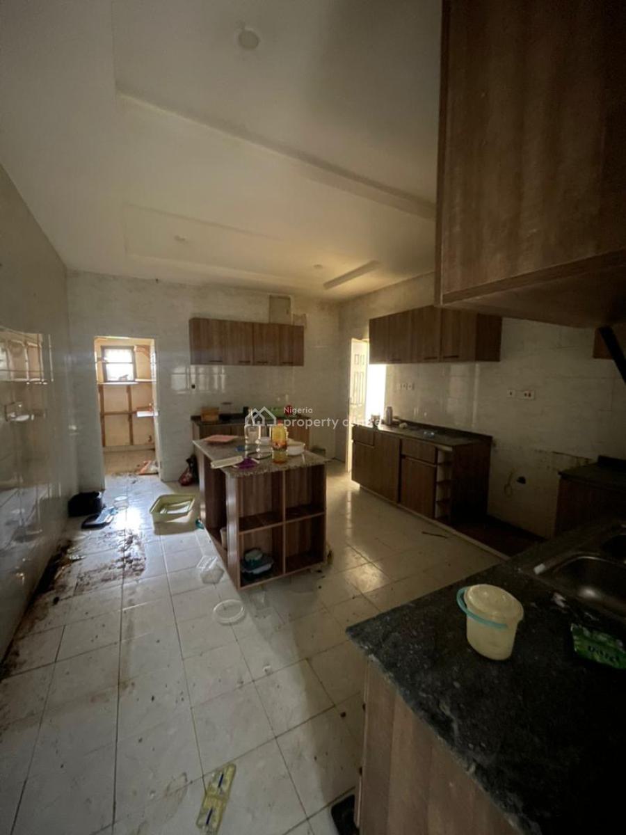 4 Bedrooms with Bq, Airport Road, Jabi, Abuja, Terraced Duplex for Rent