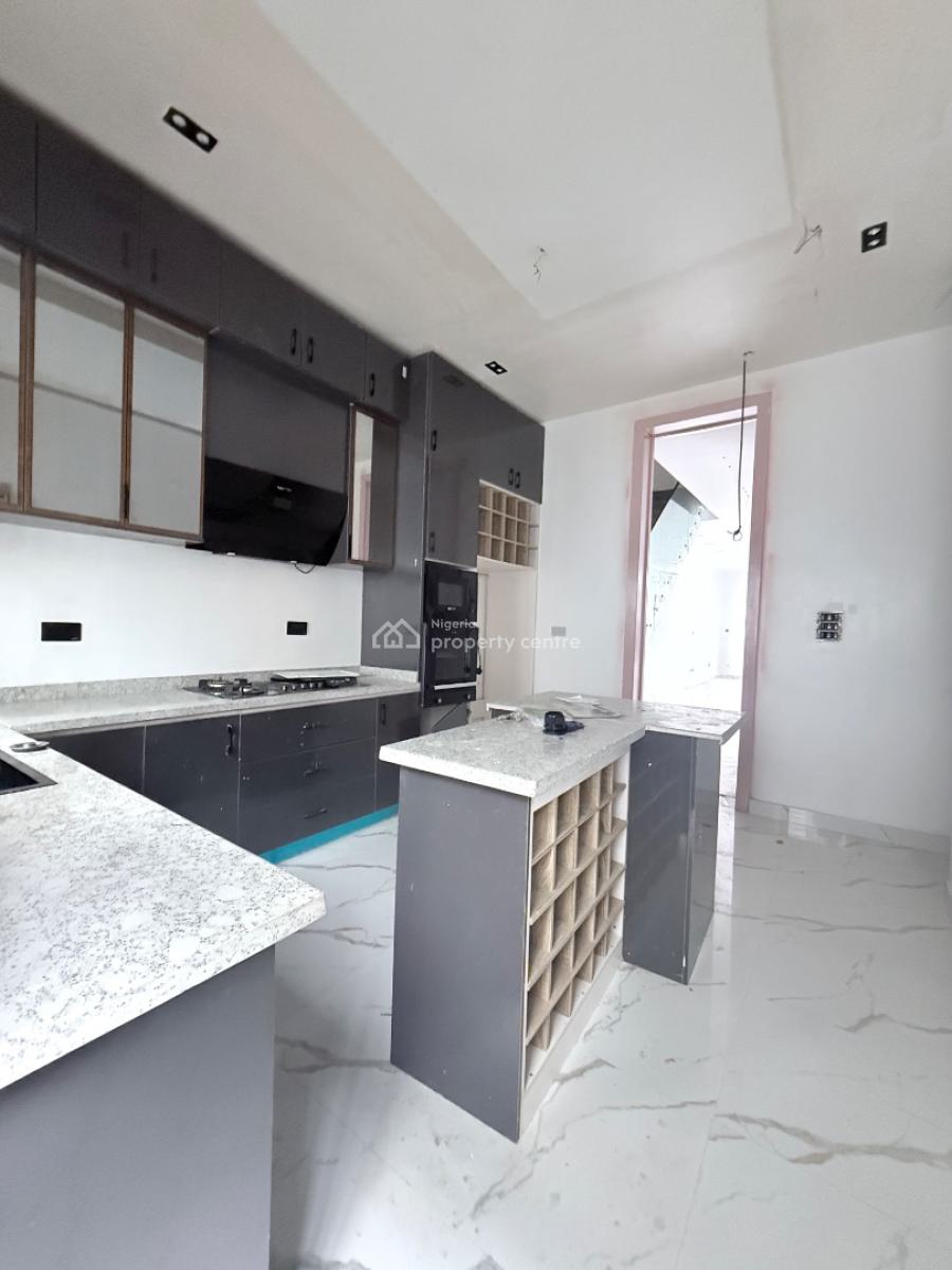 4 Bedrooms Semi-detached Duplex + Bq, Chevron, Lekki, Lagos, Semi-detached Duplex for Rent