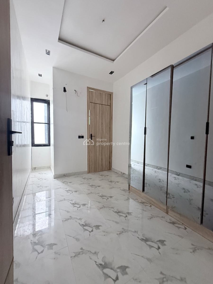 4 Bedrooms Semi-detached Duplex + Bq, Chevron, Lekki, Lagos, Semi-detached Duplex for Rent