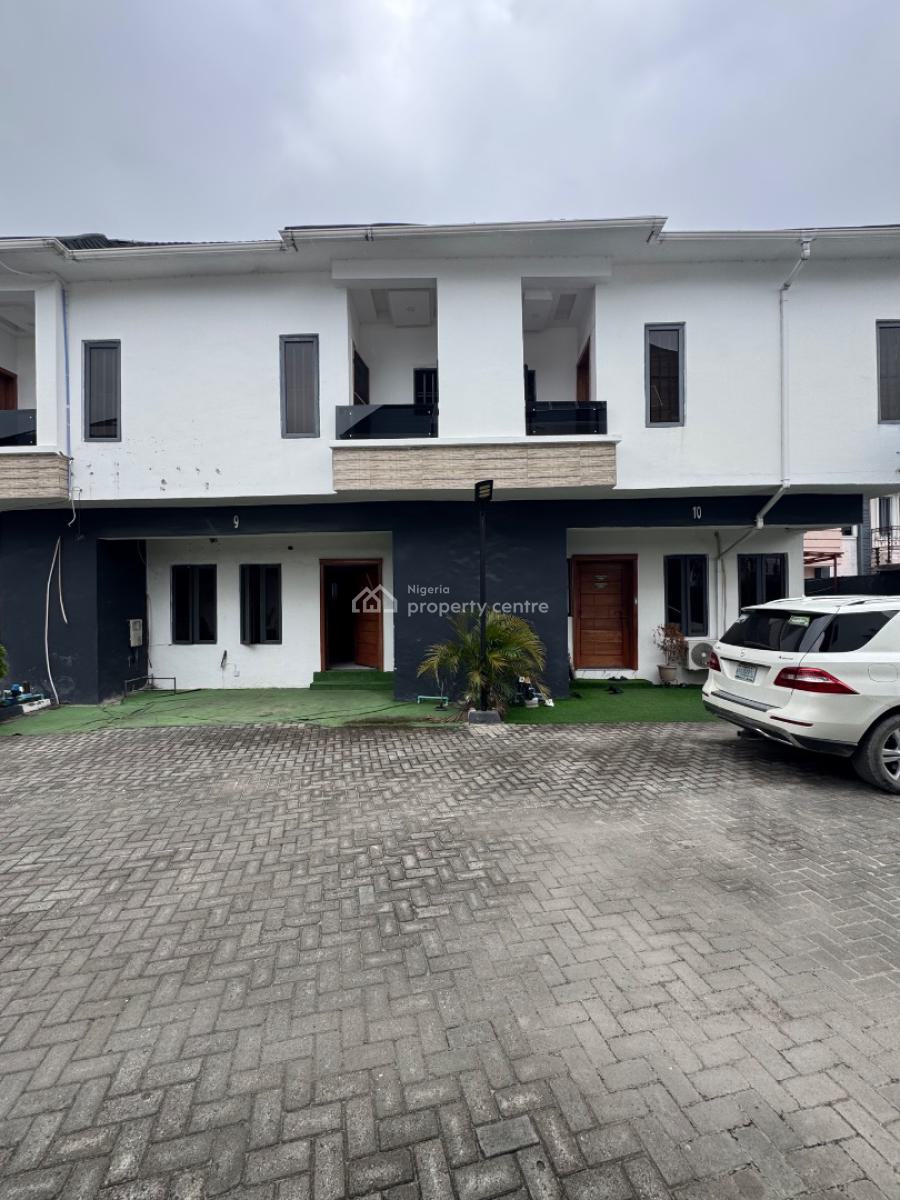 Well Maintaned 4 Bedrooms Semi Detached Duplex, Orchid, Lekki Phase 2, Lekki, Lagos, Semi-detached Duplex for Rent