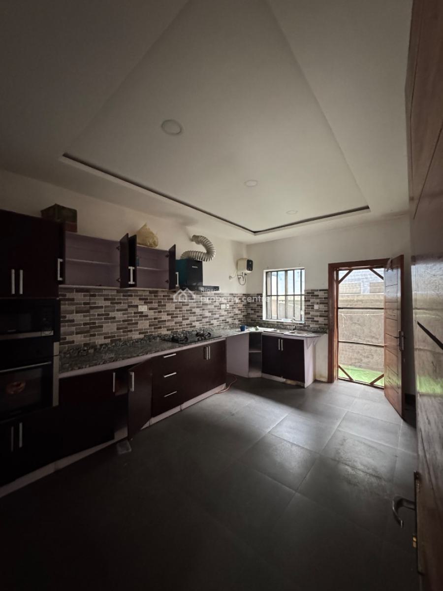 Well Maintaned 4 Bedrooms Semi Detached Duplex, Orchid, Lekki Phase 2, Lekki, Lagos, Semi-detached Duplex for Rent