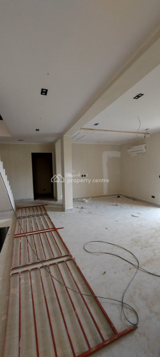 Lovely Built 4 Bedroom Terrace Duplex +bq, Obanikoro, Shomolu, Lagos, Terraced Duplex for Sale