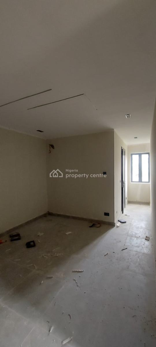 Lovely Built 4 Bedroom Terrace Duplex +bq, Obanikoro, Shomolu, Lagos, Terraced Duplex for Sale