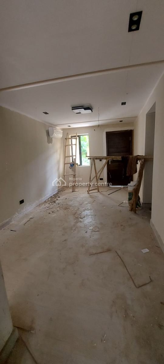 Lovely Built 4 Bedroom Terrace Duplex +bq, Obanikoro, Shomolu, Lagos, Terraced Duplex for Sale