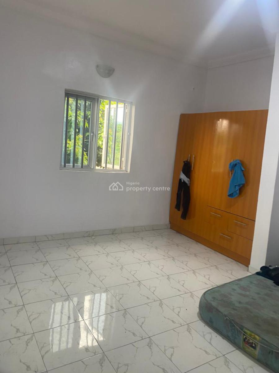 Spacious 3 Bedrooms Flat / Apartment, Mercy Land Estate, By Magodo Phase 1, Magodo, Lagos, Flat / Apartment for Rent