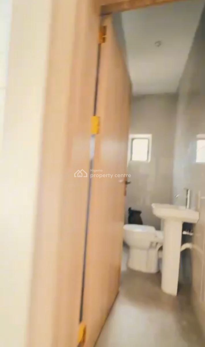 Luxury 2 Bedroom En-suite Block of Flat, Guzape Main, Guzape District, Abuja, House for Rent