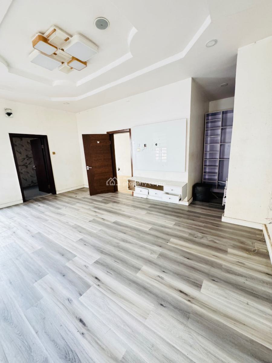 Spacious Self Serviced 4 Bedrooms Semi Detached Duplex +bq, Orchid Road, Lekki, Lagos, Semi-detached Duplex for Rent