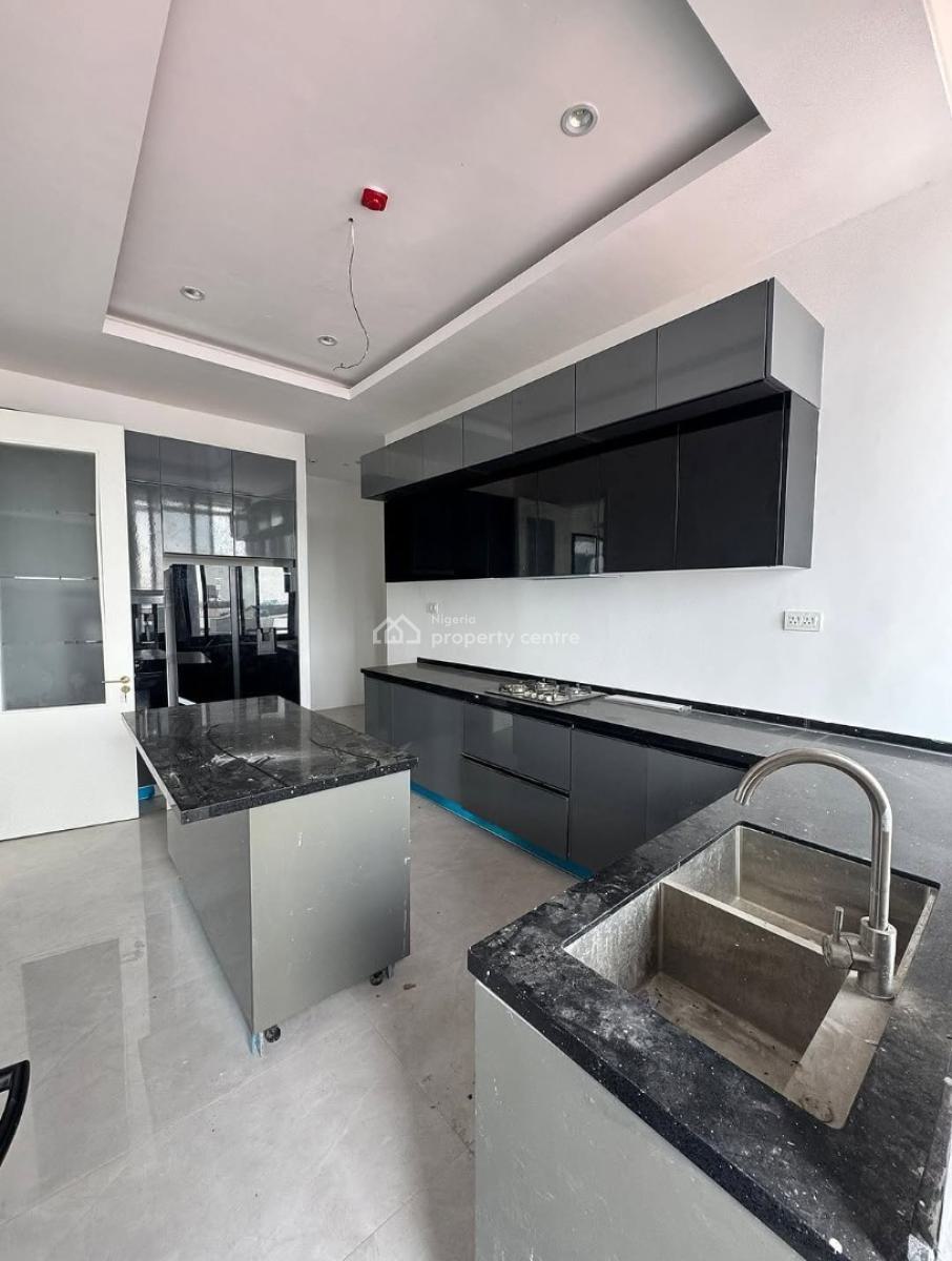 3 Bedroom Apartment with Bq, Lekki Phase 1, Lekki, Lagos, Flat / Apartment for Rent