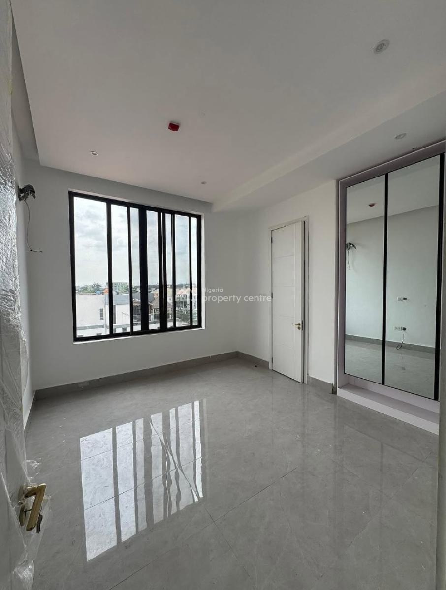 3 Bedroom Apartment with Bq, Lekki Phase 1, Lekki, Lagos, Flat / Apartment for Rent