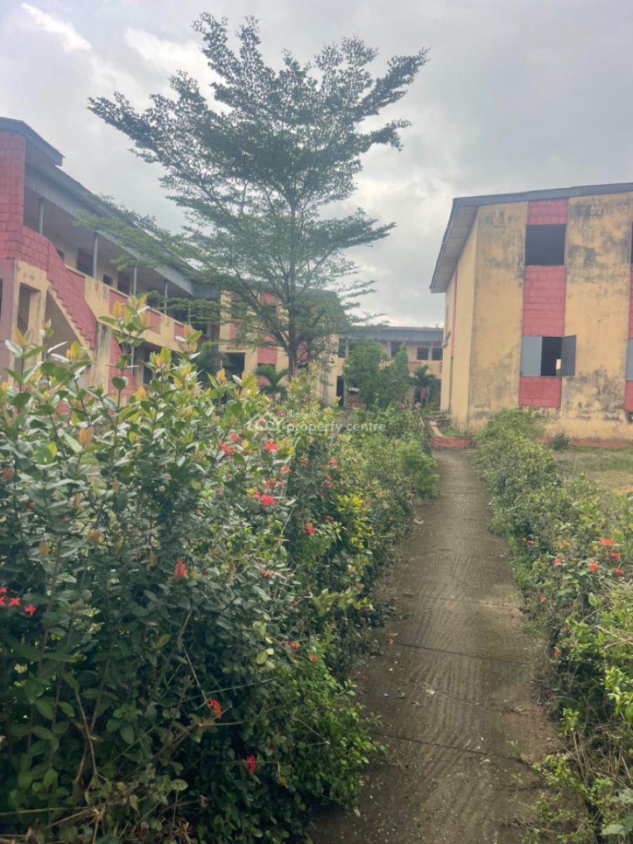 C of O, Onireke Gra, Jericho, Ibadan, Oyo, Block of Flats for Sale