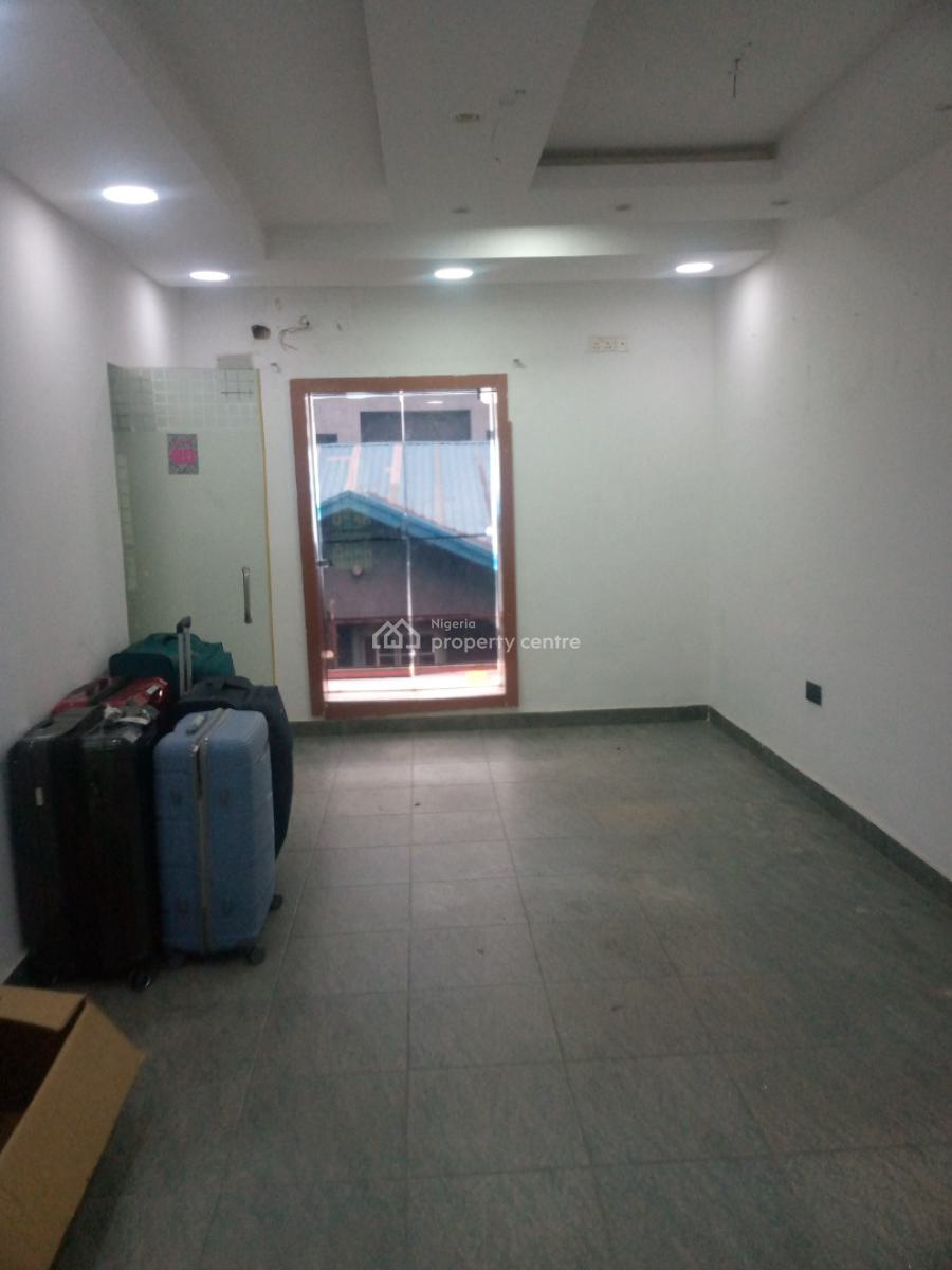 20sqm Shop Space, Lekki Phase 1, Lekki, Lagos, Shop for Rent