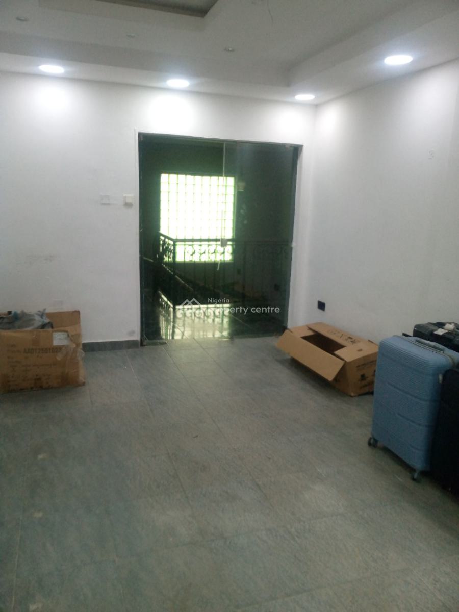20sqm Shop Space, Lekki Phase 1, Lekki, Lagos, Shop for Rent