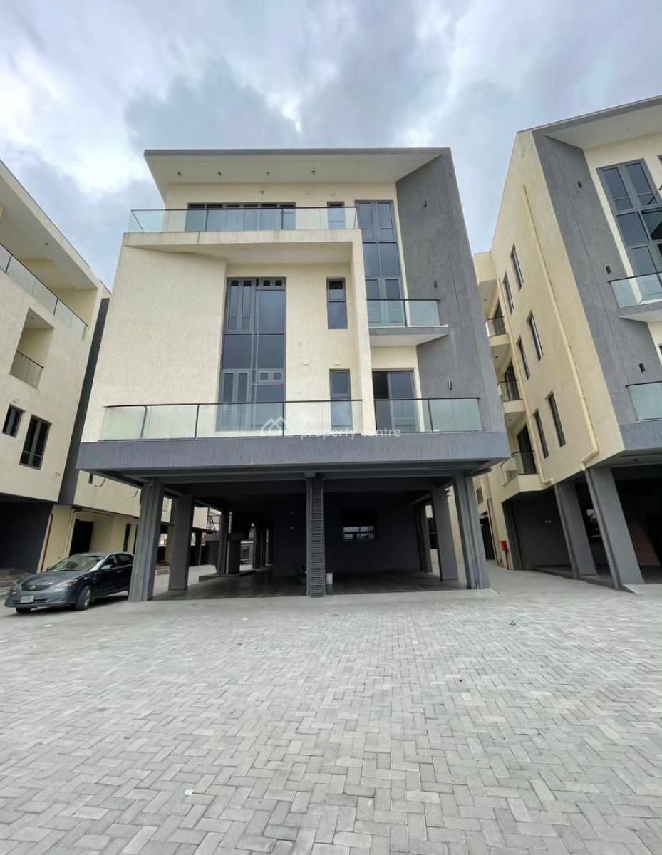 Spacious 3 Bedroom Apartment with Bq, Lekki Phase 1, Lekki, Lagos, Flat / Apartment for Sale