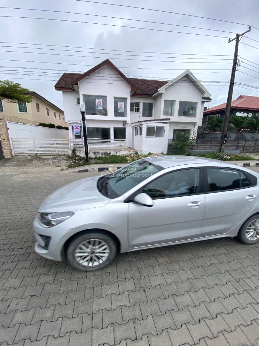 Luxury Shop Facing Express in a Prime Location, Off Lekki Expressway, Lekki Phase 1, Lekki, Lagos, Shop for Rent