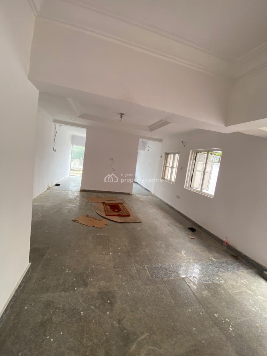 Luxury Shop Facing Express in a Prime Location, Off Lekki Expressway, Lekki Phase 1, Lekki, Lagos, Shop for Rent