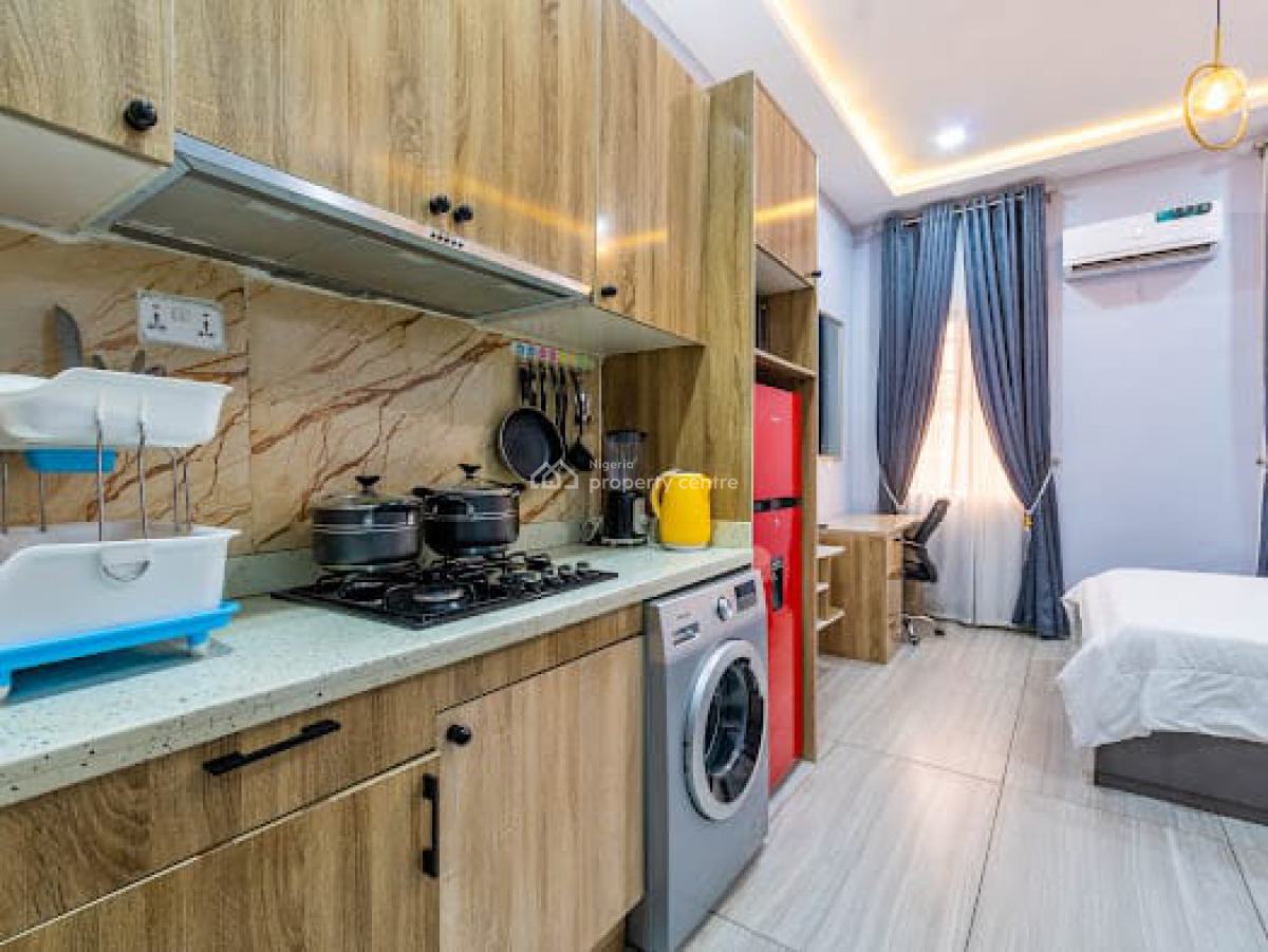 Nicely Furnished Studio Apartment, Ikota, Lekki, Lagos, Flat / Apartment Short Let