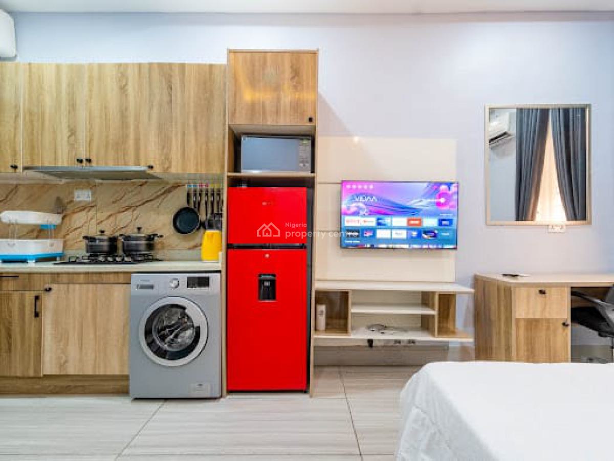 Nicely Furnished Studio Apartment, Ikota, Lekki, Lagos, Flat / Apartment Short Let