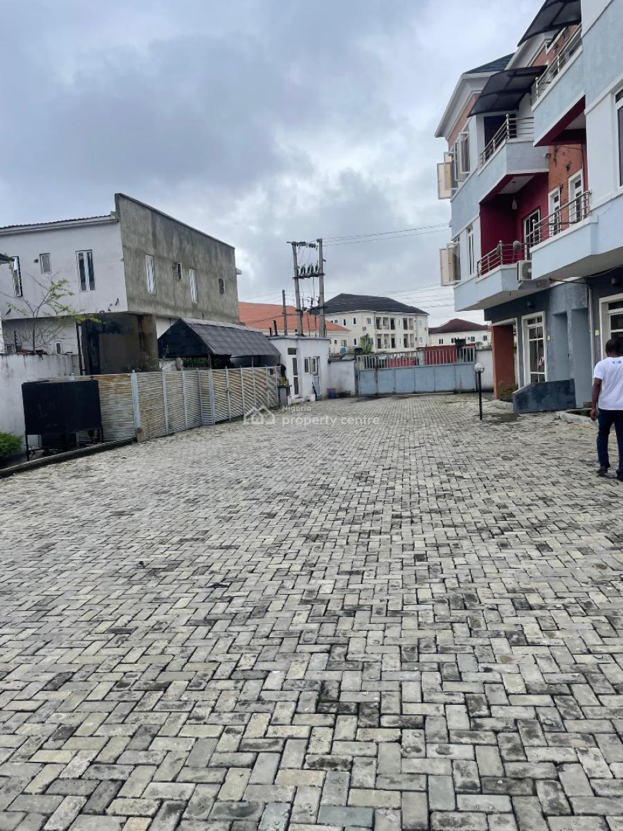 Luxury Spacious 4 Bedrom &bq Duplex 2 Floor Share Apartment Acceptanc, Ikota Gra Lekki Not Far From The Gate, Lekki, Lagos, Terraced Duplex for Rent
