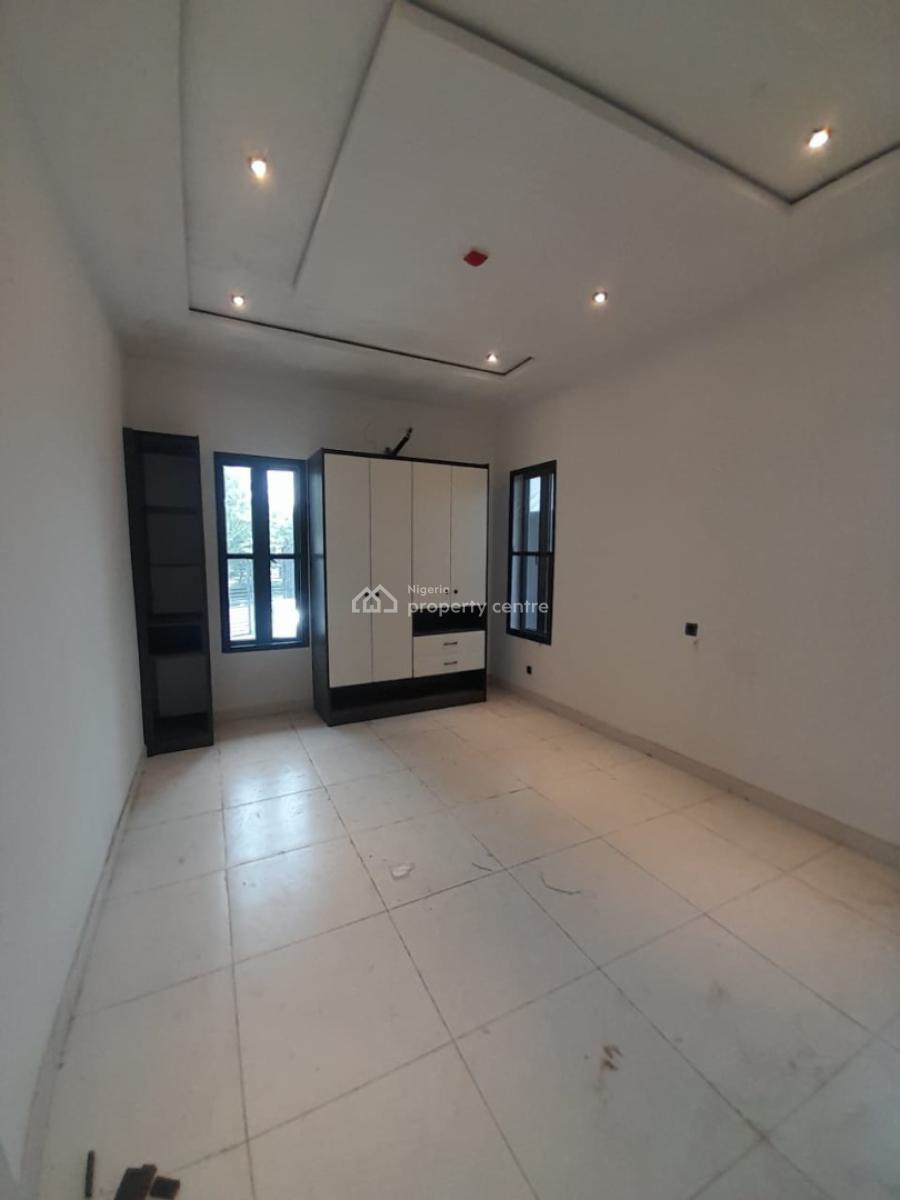 Serviced with 24/7 Power Supply 1 Bedroom En-suite Flat. It Will Come, Lekki Phase 1, Lekki, Lagos, Flat / Apartment for Rent