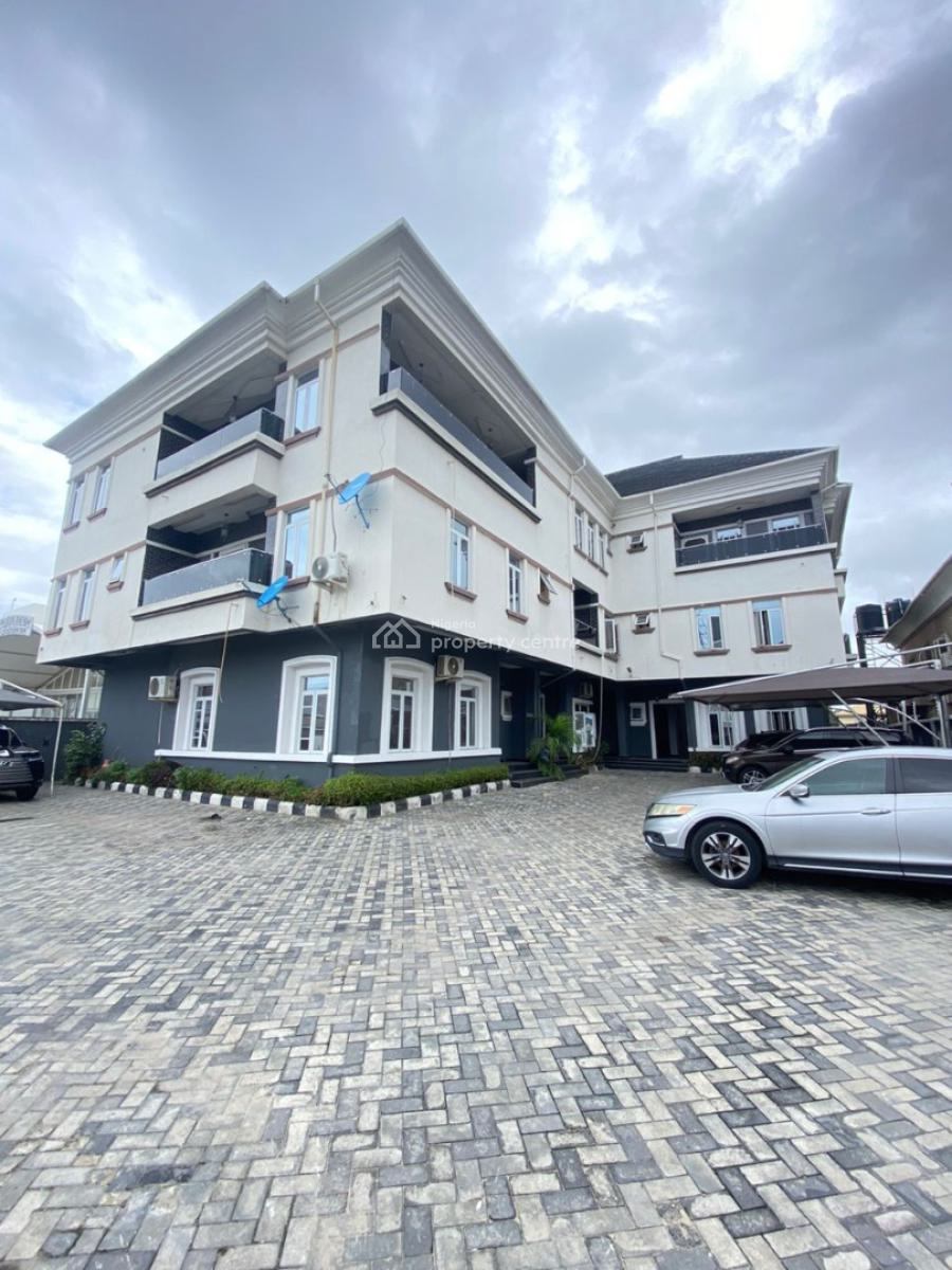 Ready to Move in 3 Bedrooms Terraced Duplex with Bq., Lekki Phase 1, Lekki, Lagos, Terraced Duplex for Rent