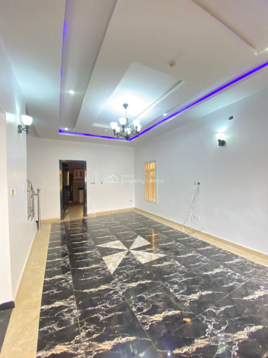 Ready to Move in 3 Bedrooms Terraced Duplex with Bq., Lekki Phase 1, Lekki, Lagos, Terraced Duplex for Rent