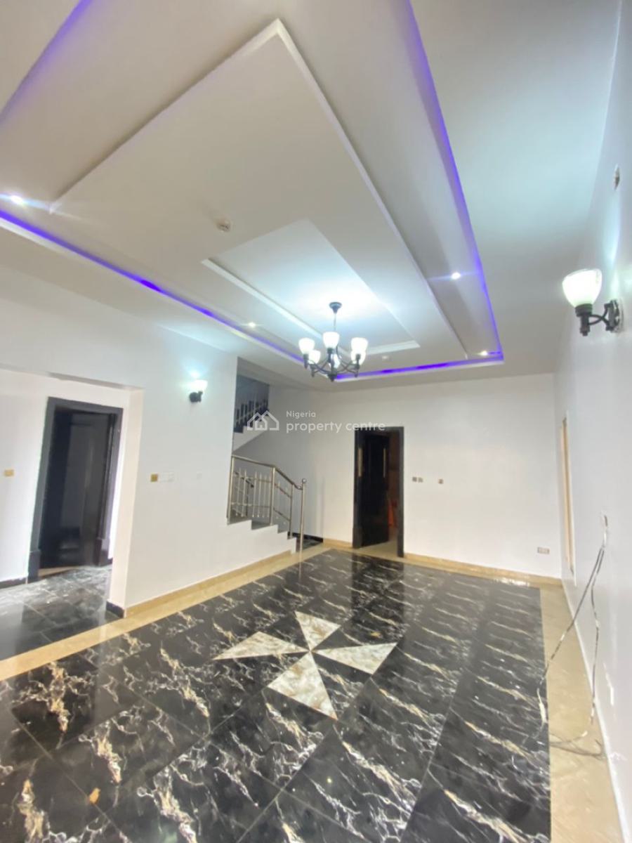 Ready to Move in 3 Bedrooms Terraced Duplex with Bq., Lekki Phase 1, Lekki, Lagos, Terraced Duplex for Rent