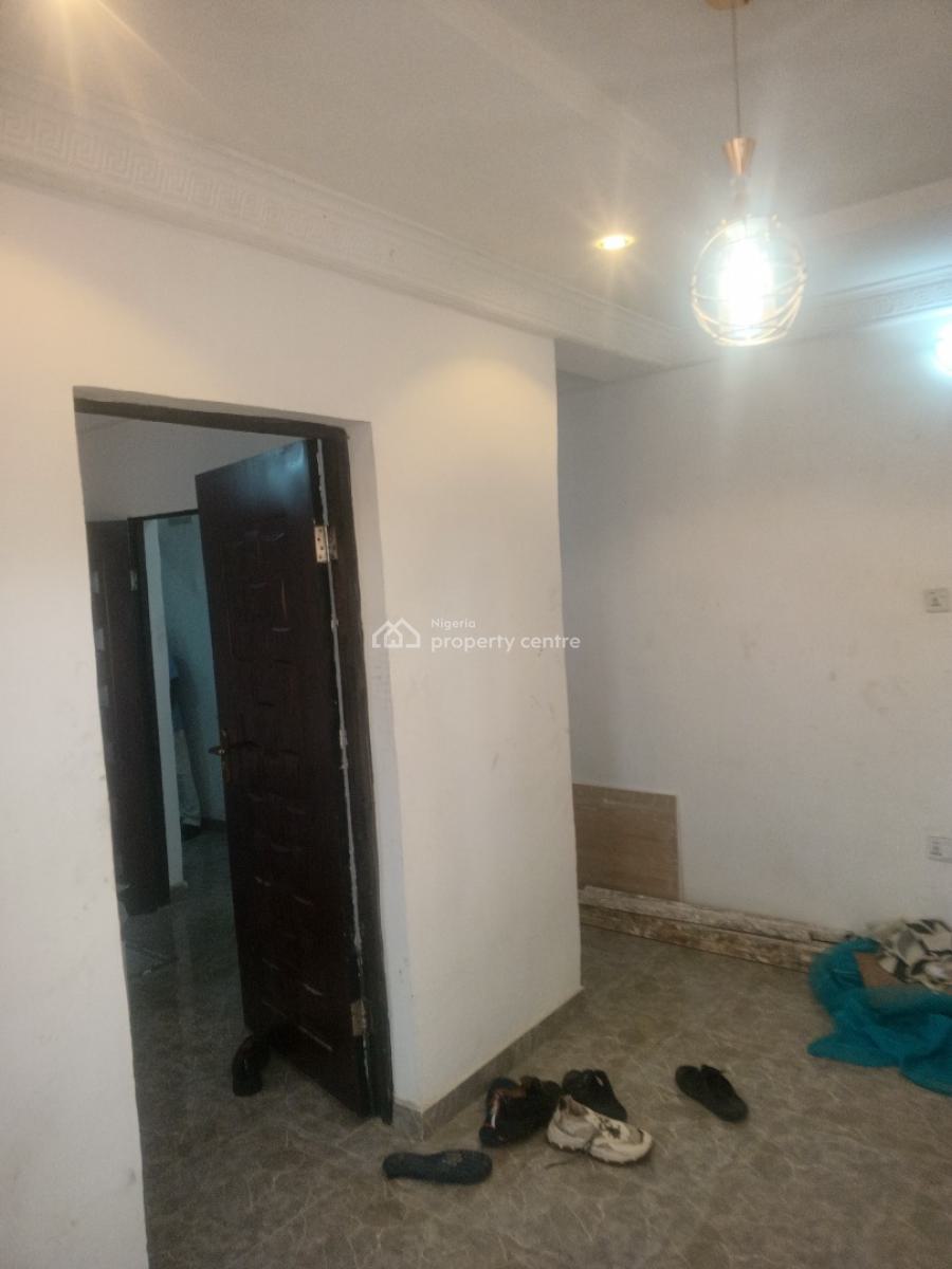 Luxury Mini Flat +pop + (upstairs), Omole Phase 1, Ojodu, Lagos, Mini Flat (room and Parlour) for Rent