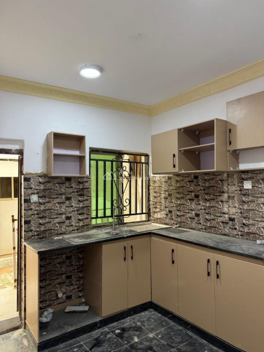 5 Bedrooms Semi-detached Duplex with Bq, Ikosi Gra, Ikosi, Ketu, Lagos, Semi-detached Duplex for Sale