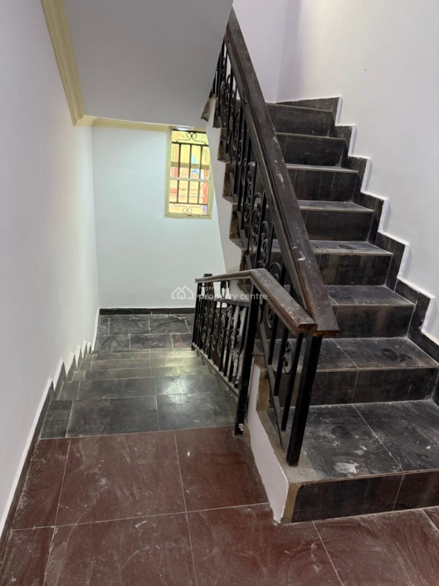 5 Bedrooms Semi-detached Duplex with Bq, Ikosi Gra, Ikosi, Ketu, Lagos, Semi-detached Duplex for Sale