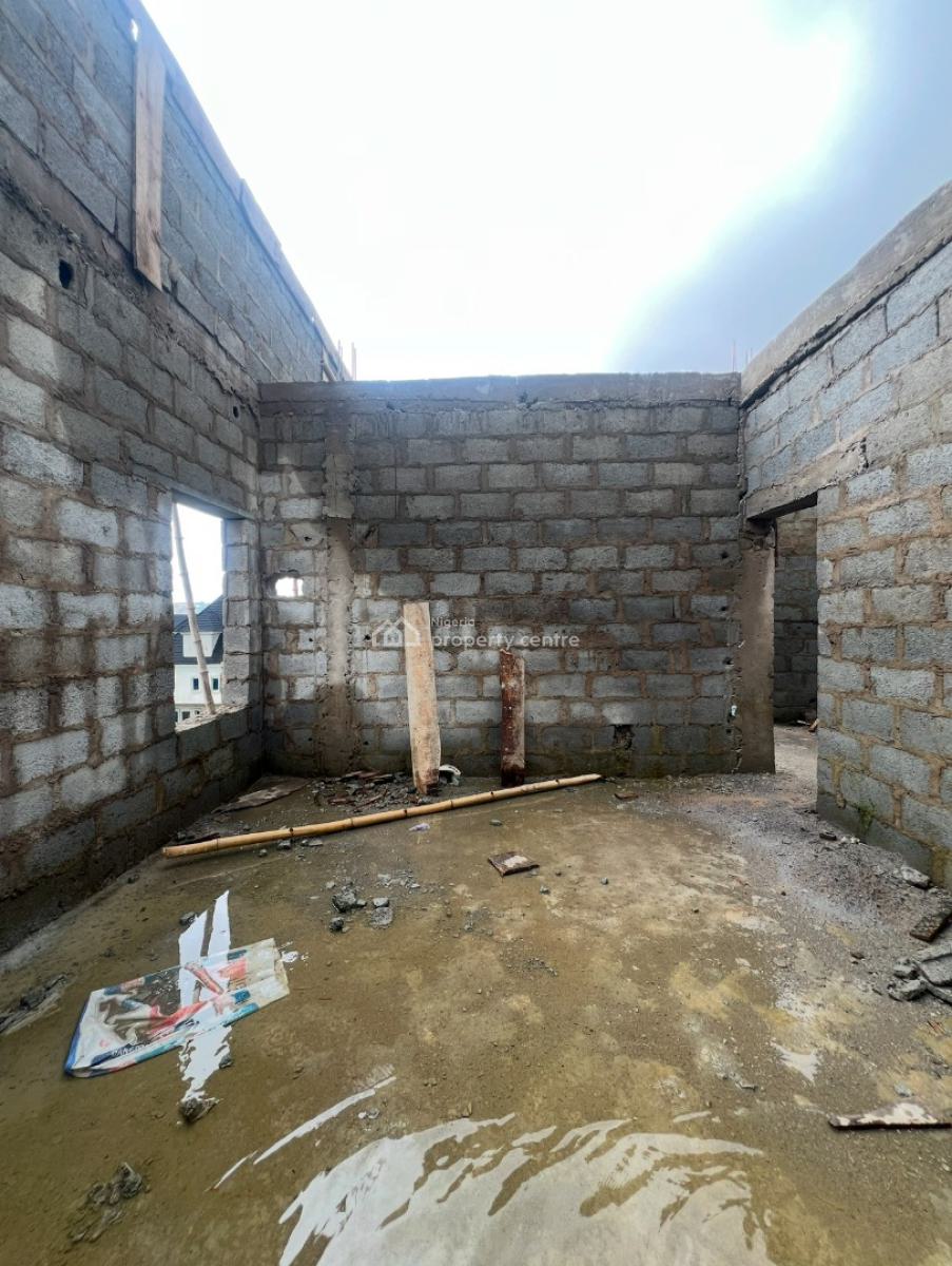 5 Bedroom Detached with Bq, Guzape District, Abuja, Detached Duplex for Sale