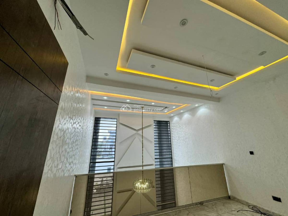 5 Bedroom Semi-detached Duplex, Victory Park, Osapa, Lekki, Lagos, Semi-detached Duplex for Sale