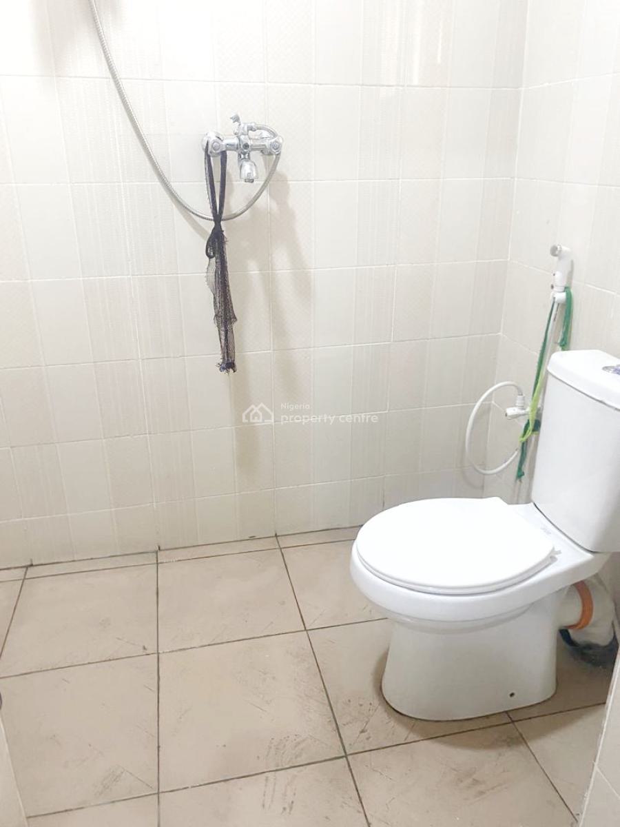 a Well Maintained Spacious 3 Bedroom Flat, Isheri, Magodo, Lagos, Flat / Apartment for Rent