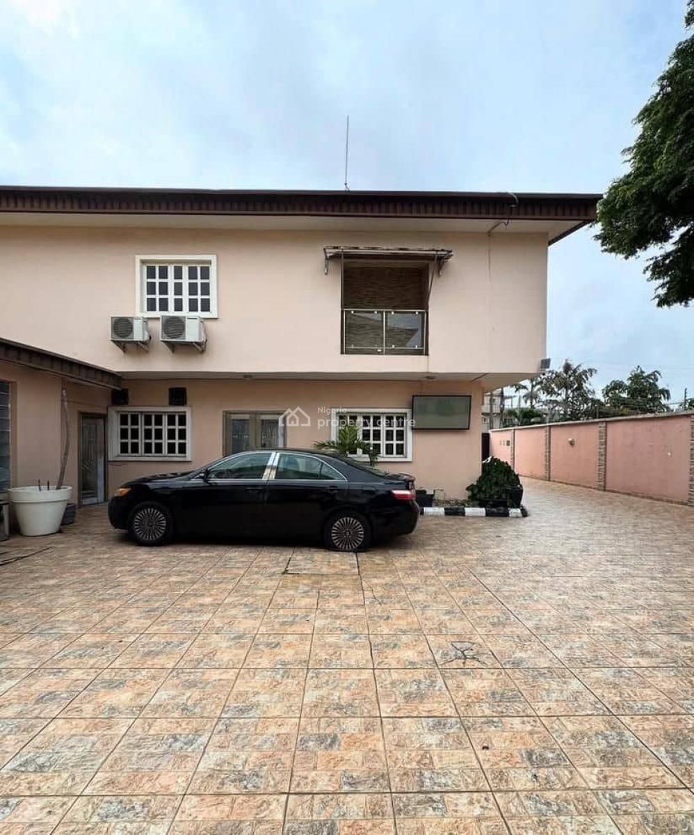 Commercial Property Massive 17 Bedroom Fully Detached Duplex, Lekki Phase 1, Lekki, Lagos, Hotel / Guest House for Rent